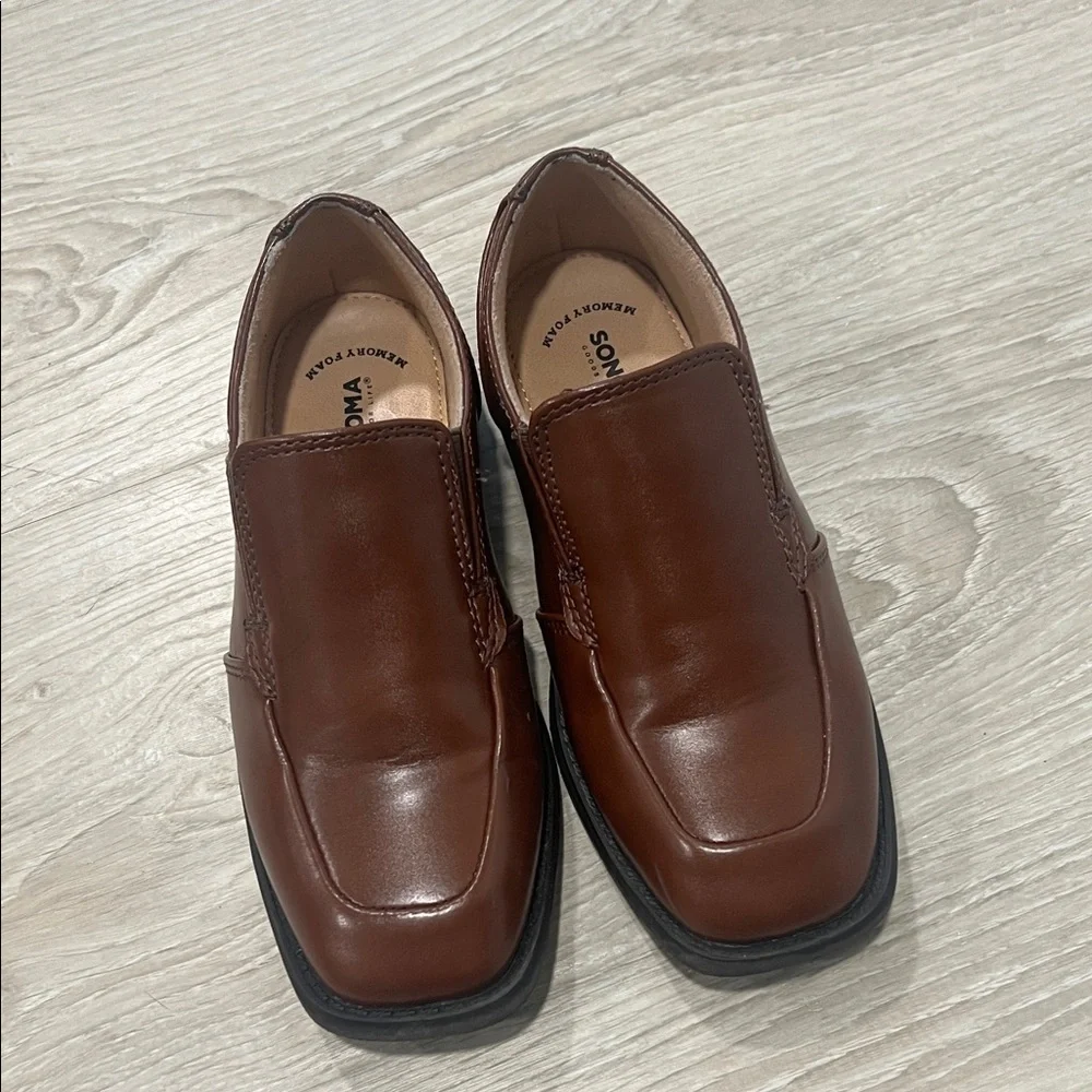 Boys dress shoes